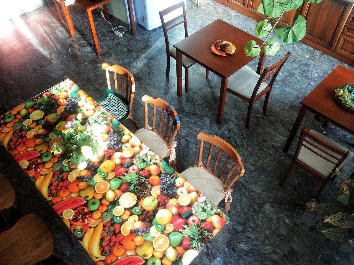 Orpheus Hostel And Apartments โอเดสซา ภายนอก รูปภาพ